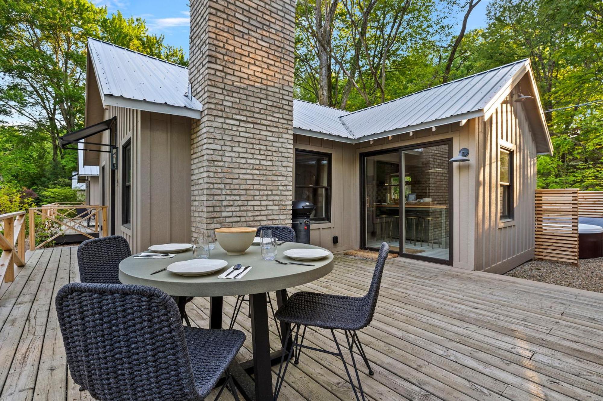 The Townie Cottages - All Units Union Pier Экстерьер фото