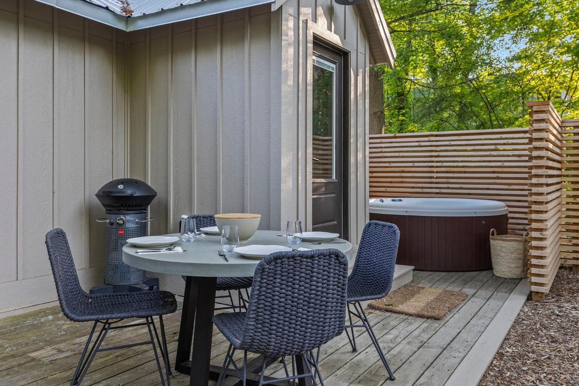 The Townie Cottages - All Units Union Pier Экстерьер фото